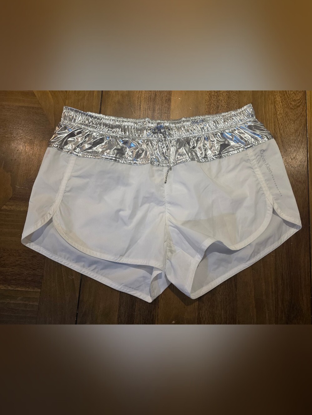 Calvin Klein Performance Shorts Sz Medium Drawstring Liner Silver White